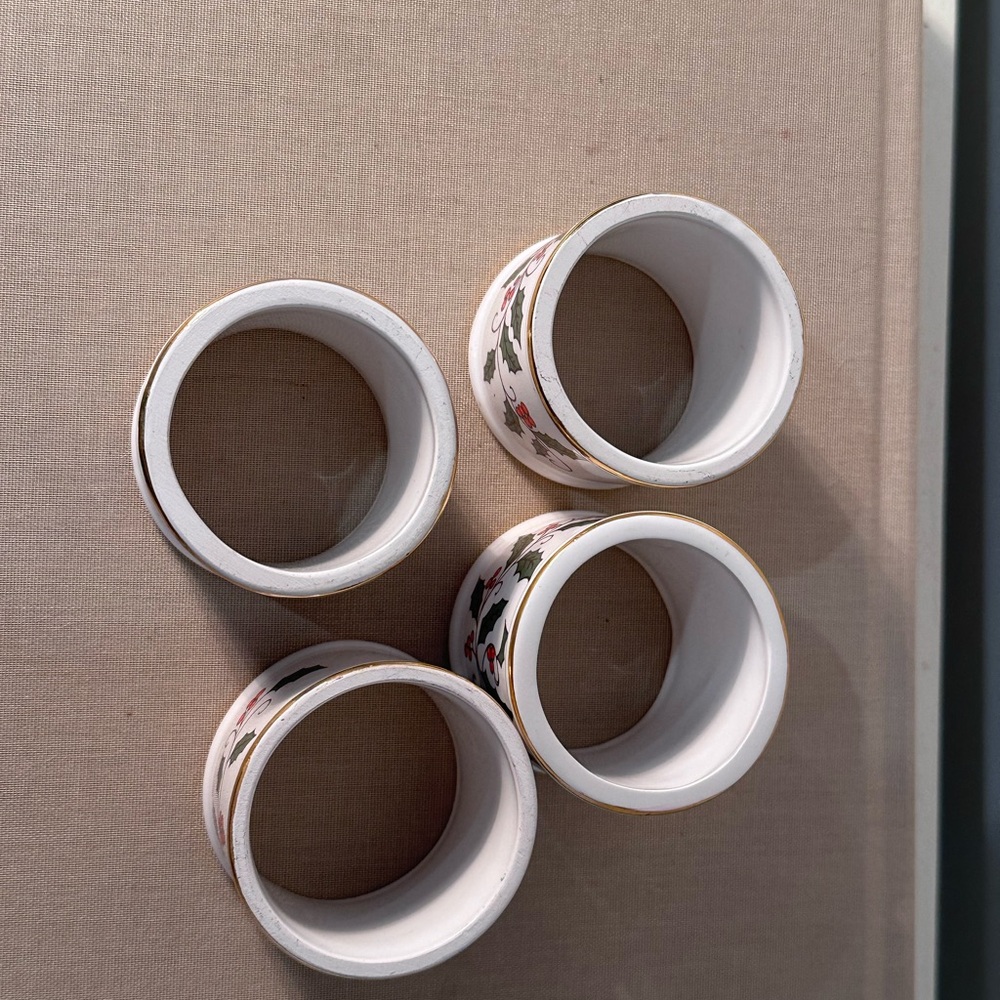 Festive Holly Berry Ceramic Napkin Rings - Picture 7 of 8